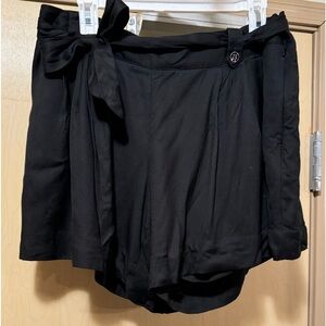 White House Black Market Shorts NWT